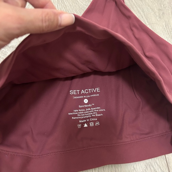 SET ACTIVE 1 SHOULDER SPORTS BRA - Picture 2 of 2